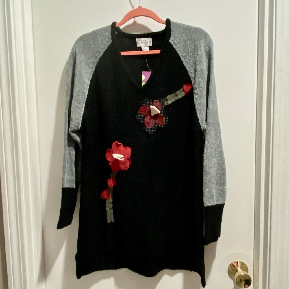 5) Kathy Levine New Colorblock 3D Flowers Chenille Hi Low Artsy Longline Crew…